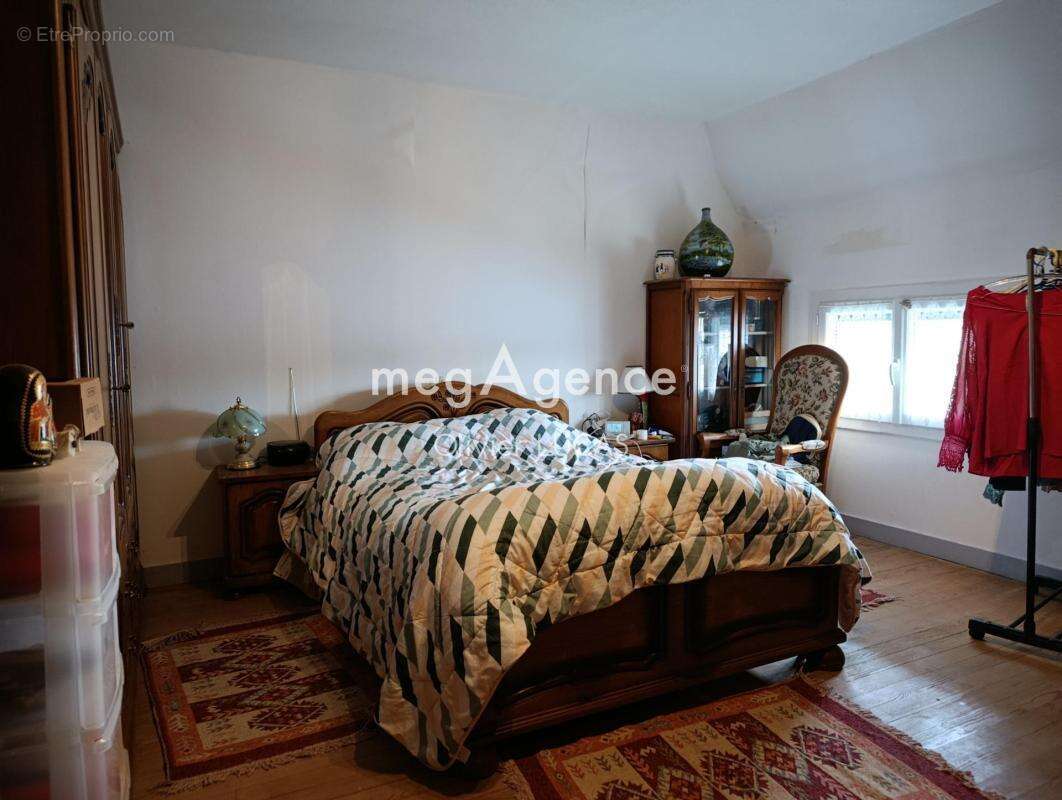 Maison à MARAIS-VERNIER