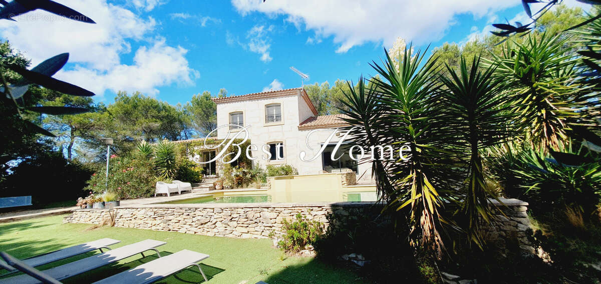 Maison à NIMES