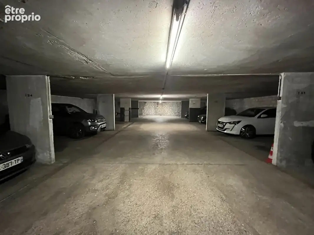 Parking / box Montrouge 12 m2 - photo 2