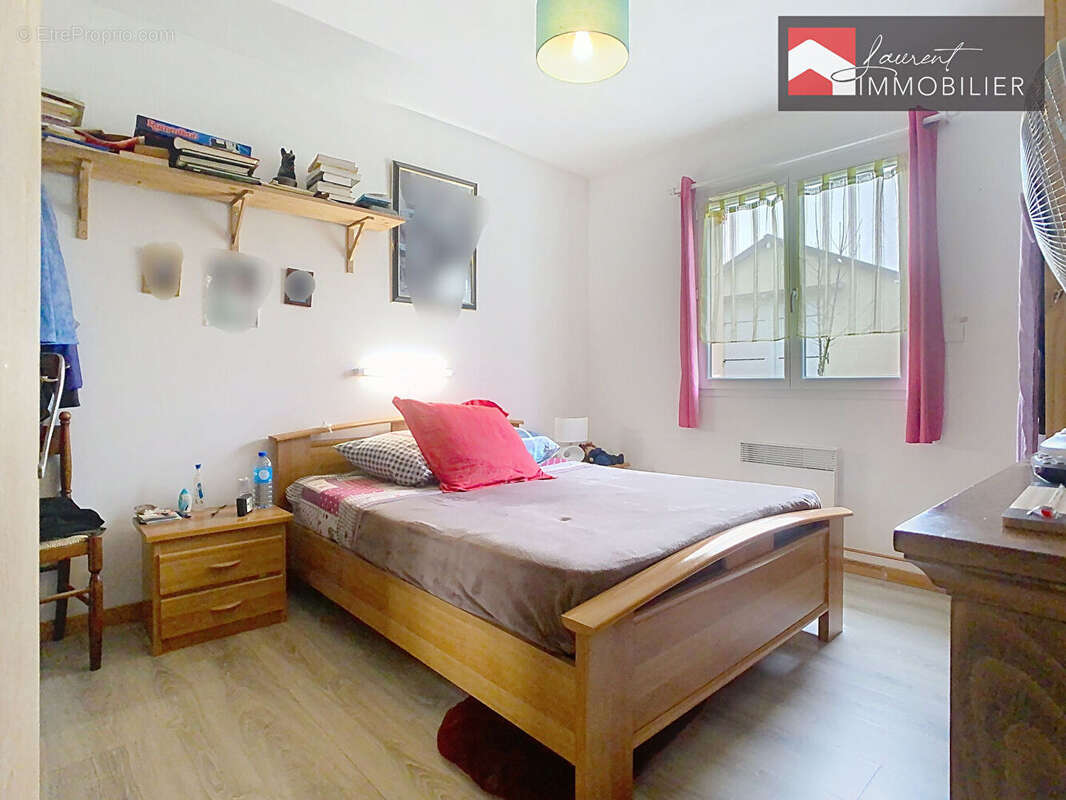 Maison à PONT-DE-VAUX