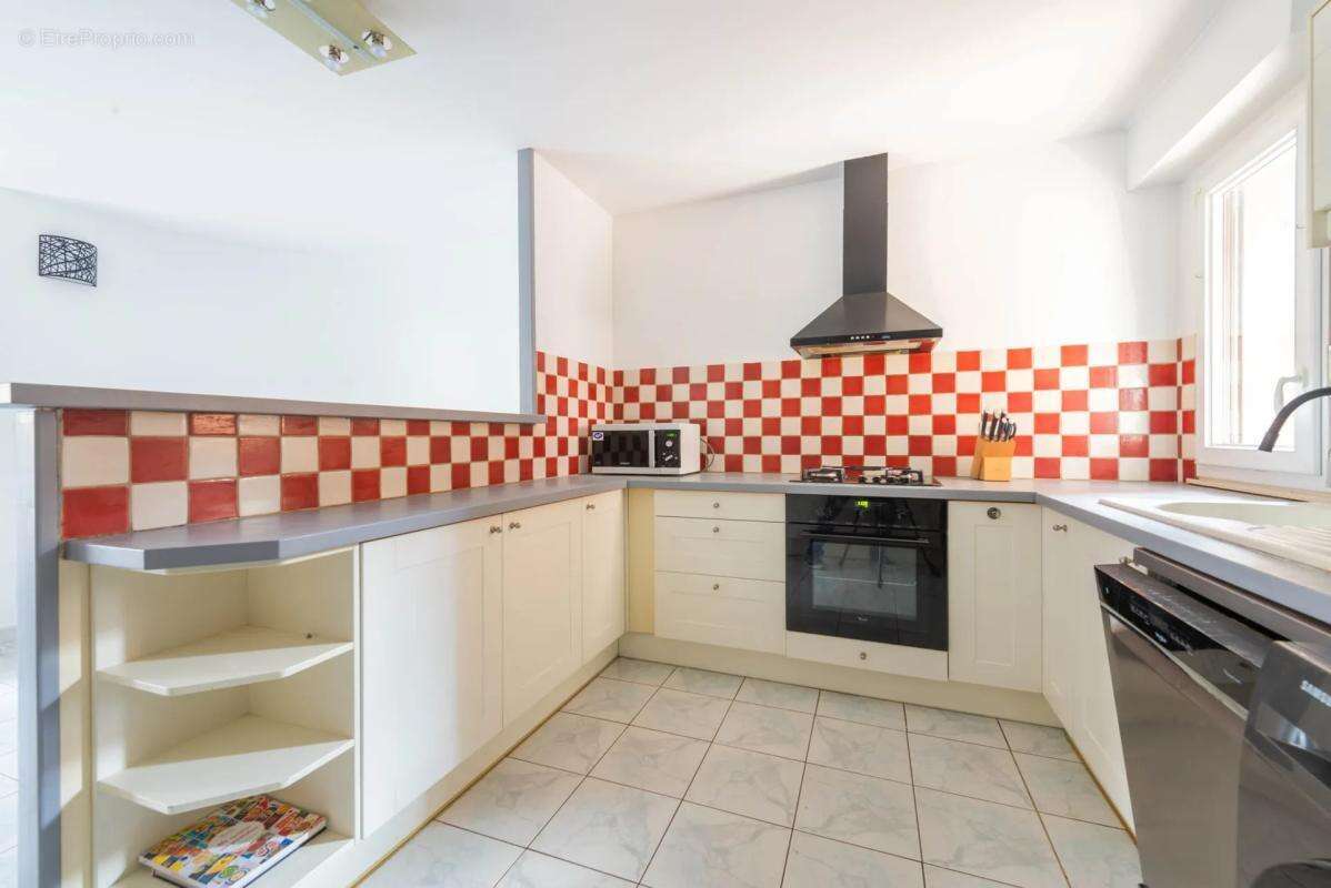 Appartement à MONTIGNY-LE-BRETONNEUX