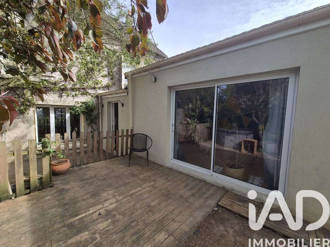 Photo 2 - Maison à MONTCEAUX-LES-MEAUX