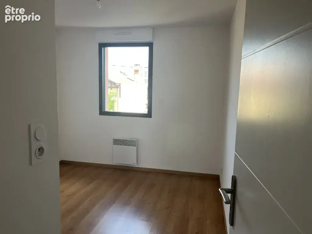 Appartement 2 pièces 36 m² à vendre à Lavaur (81500) - photo 2