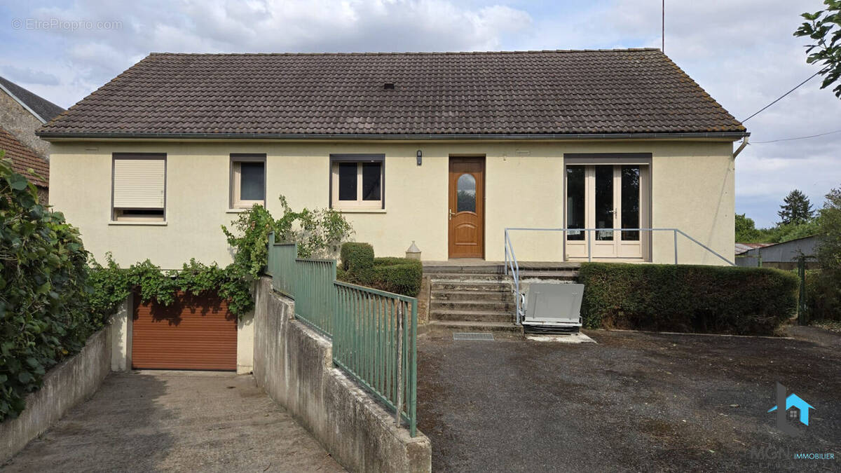 Maison à MARBOUE
