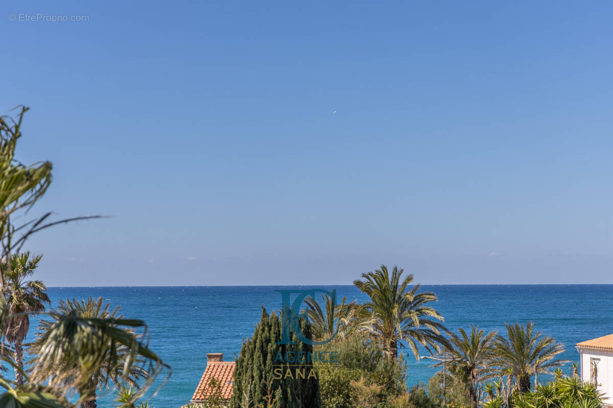 Appartement à SANARY-SUR-MER