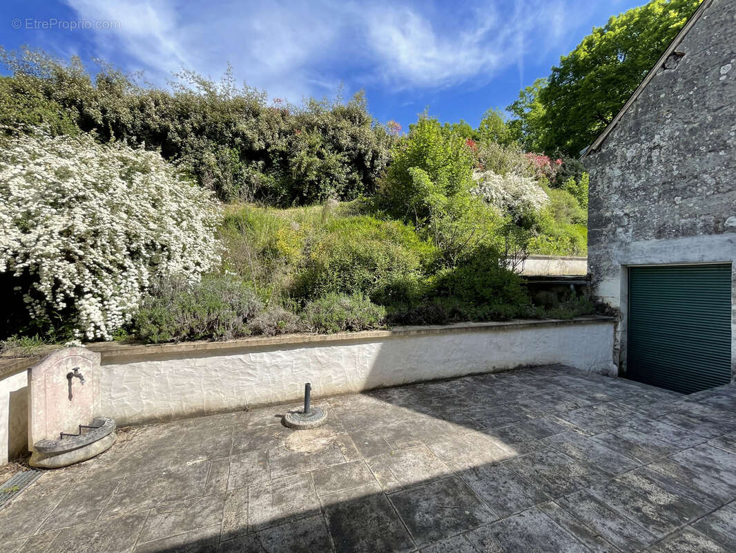 Maison à VILLEDIEU-LE-CHATEAU