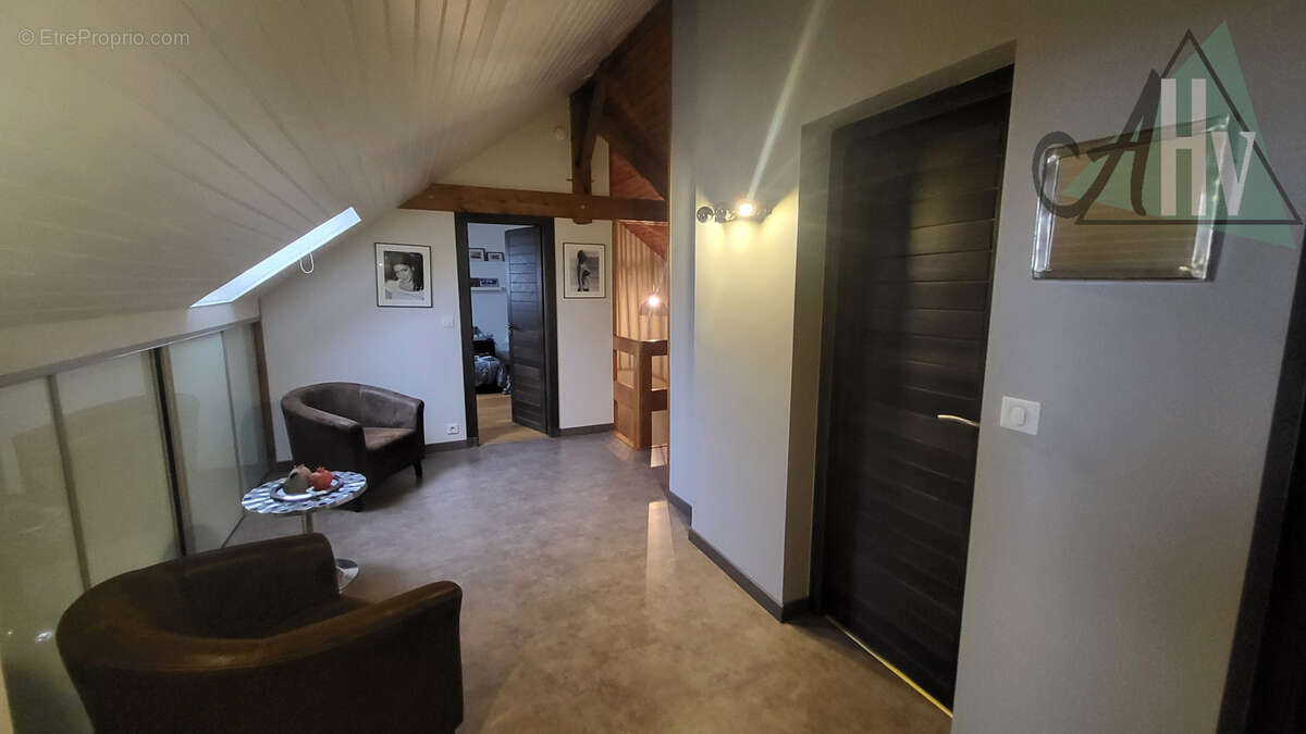 Maison à MONTEREAU-FAULT-YONNE