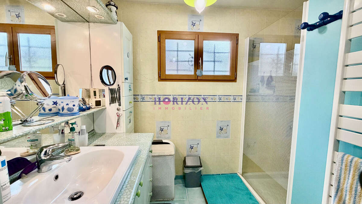 Maison à GOUSSAINVILLE