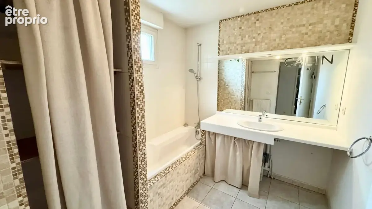 AIX LA DURANNE - Appartement type 4 de 90m² - photo 9