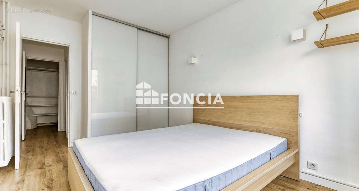 Appartement à ISSY-LES-MOULINEAUX