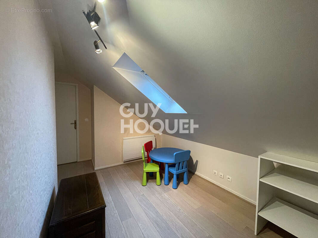 Maison à FONTENAY-TRESIGNY