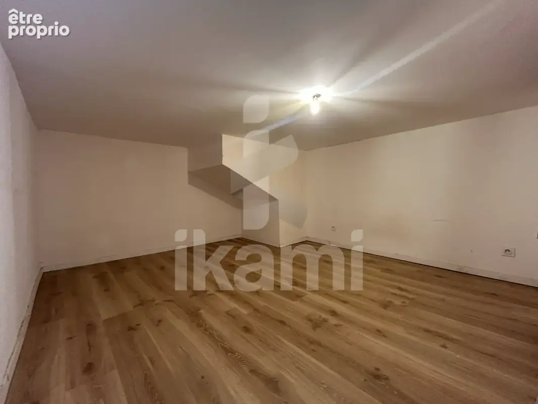 Investissement locatif, lot de 3 studios rénovés en centre ville de Bourg de péage - photo 4