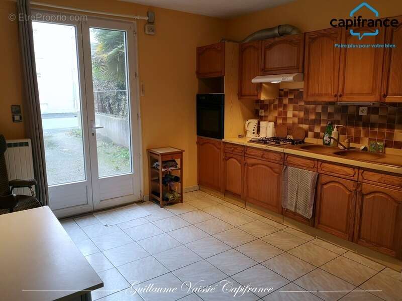 Maison/Immeuble de rapport à vendre 8 pièces CHATELLERAULT (86) - photo 15