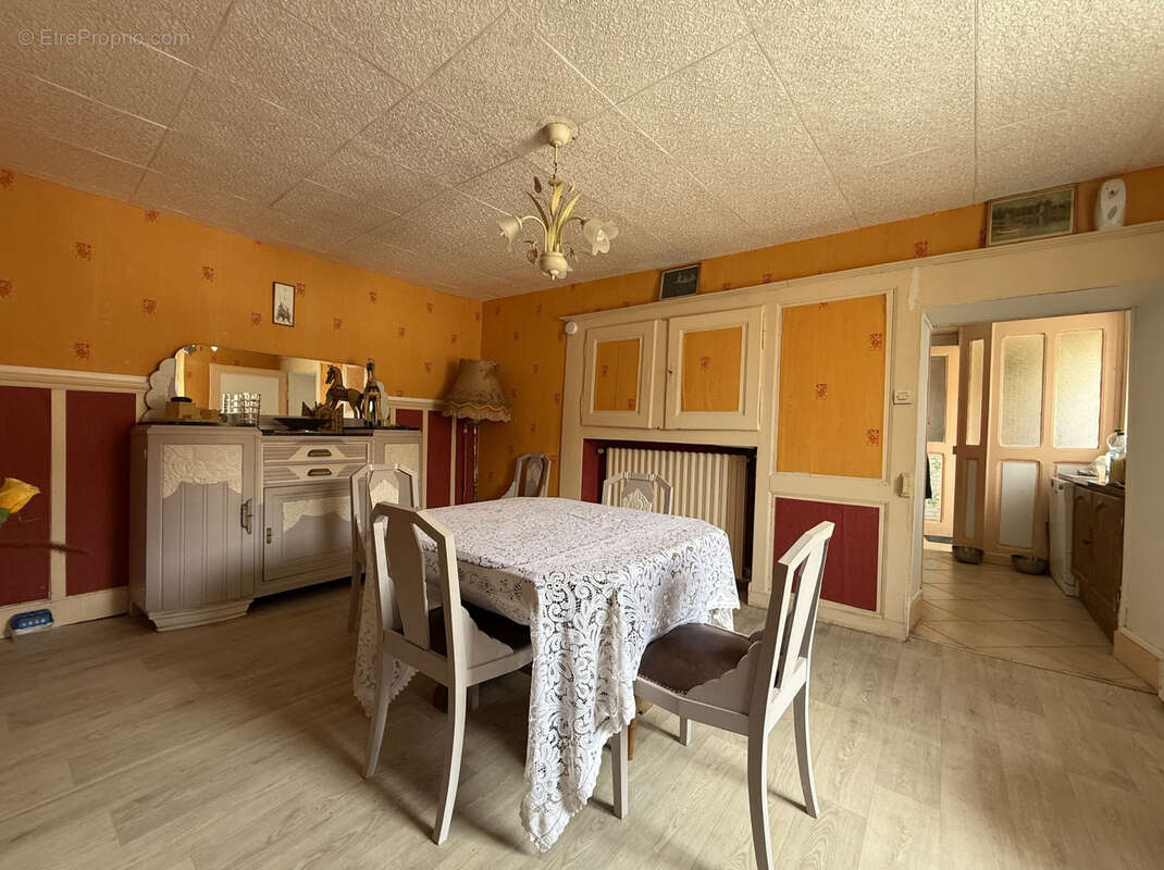 Maison à DARNEY