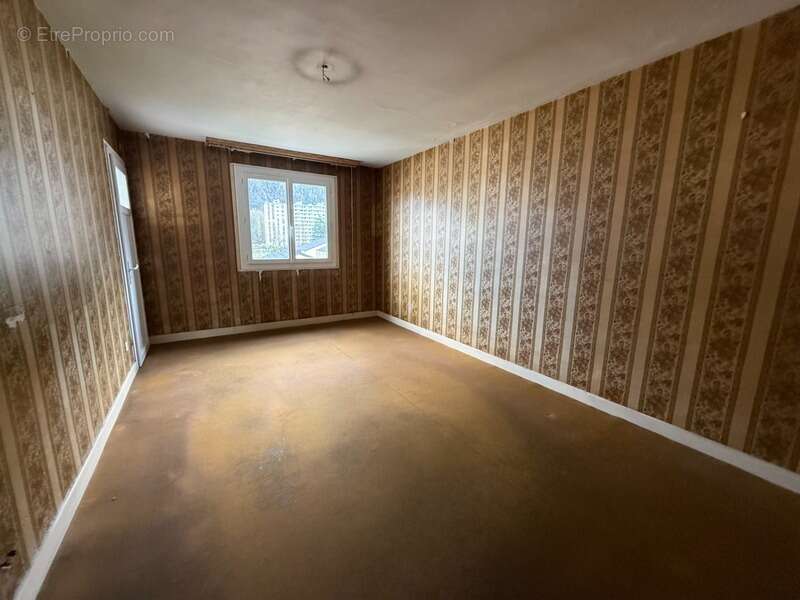 Appartement à LOURDES