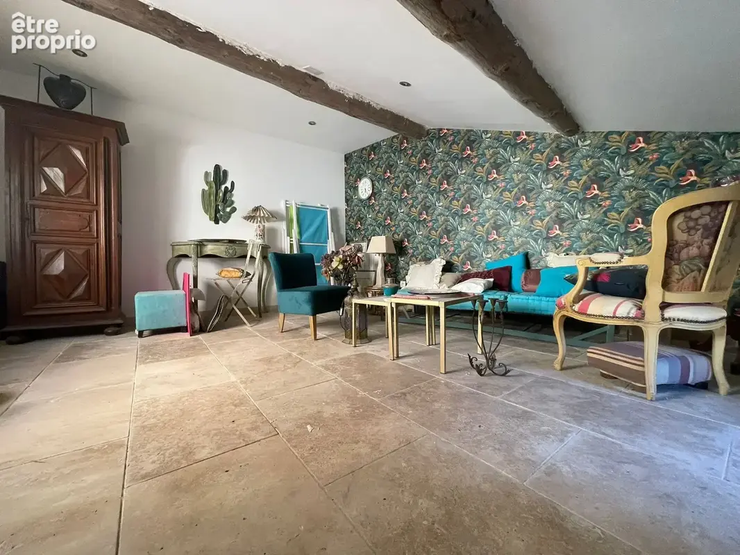 A vendre - maison de village renovee ded type 5 de 109 m2 avec garage et terrasses - photo 11