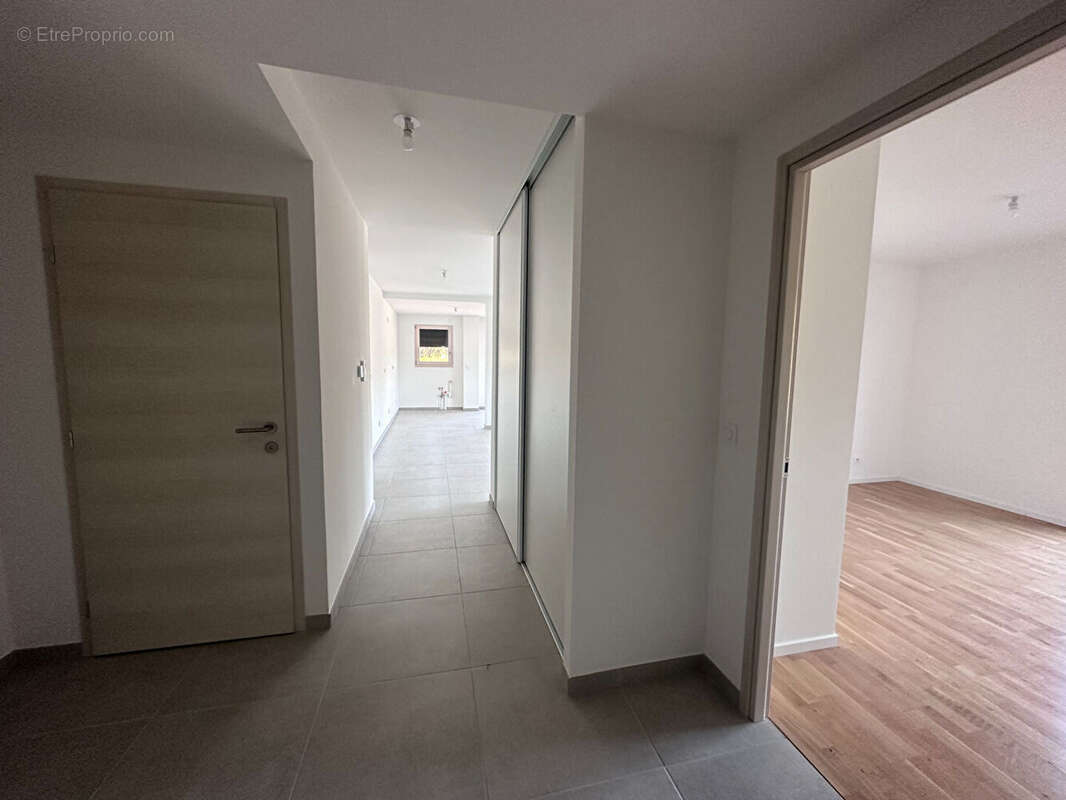 Appartement à REIGNIER