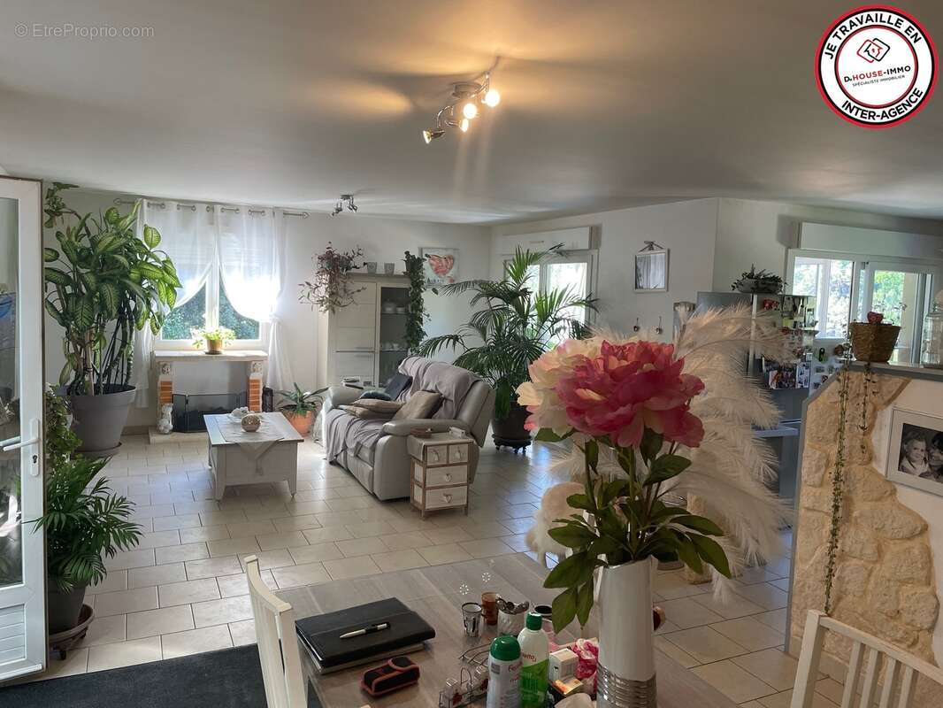 Maison à BRANOUX-LES-TAILLADES