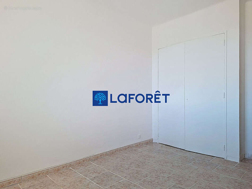 Appartement à LA VALETTE-DU-VAR