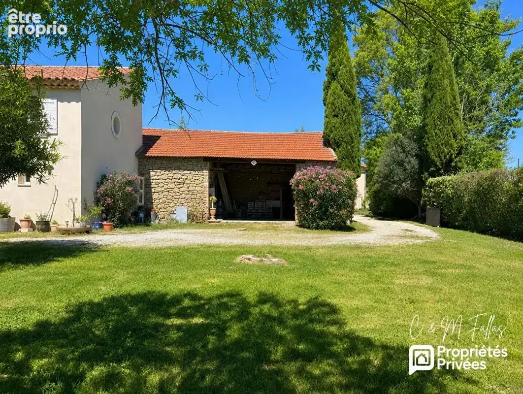 Mas provençal - Camaret Sur Aigues - 205 m2- dépendance - photo 6