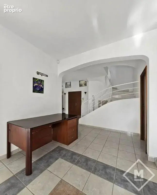 Superbe maison à vendre marseille 13012 - 350 m² avec 2000 m² de terrain - photo 23