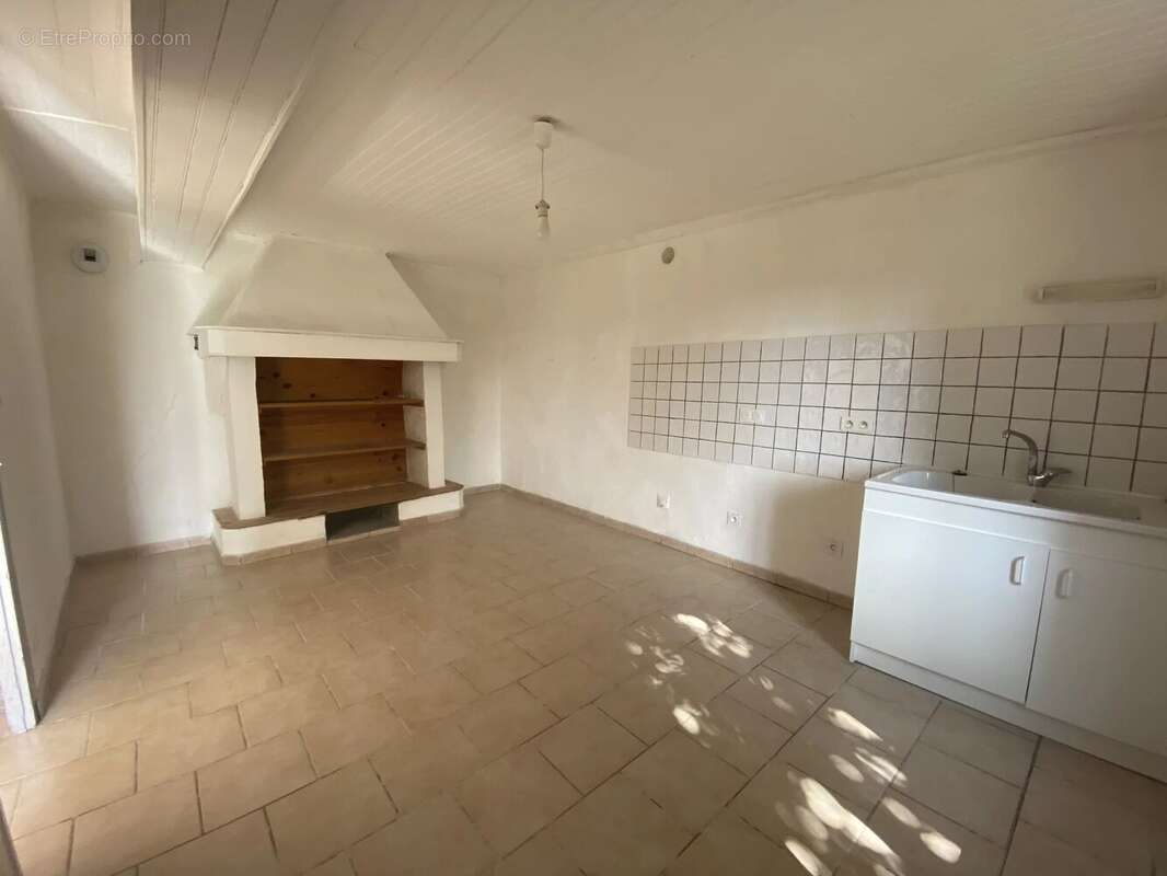 Maison à FRAISSE-CABARDES