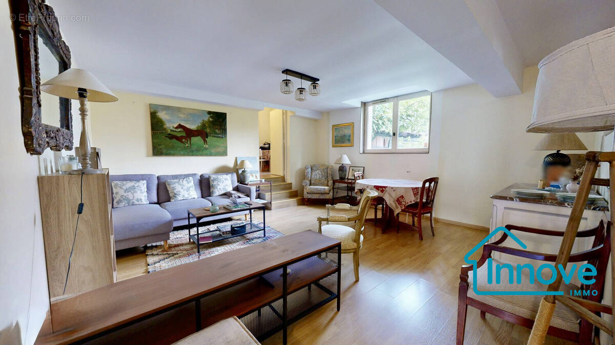 Appartement à JOUY-EN-JOSAS