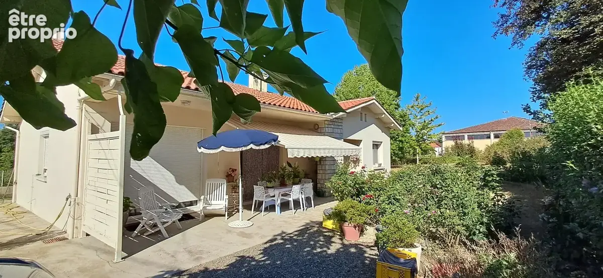 Maison à CAZAUBON
