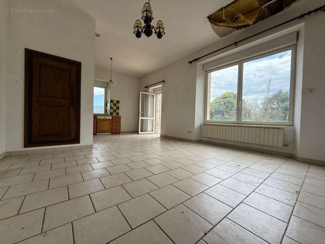 Maison à VALLON-PONT-D&#039;ARC