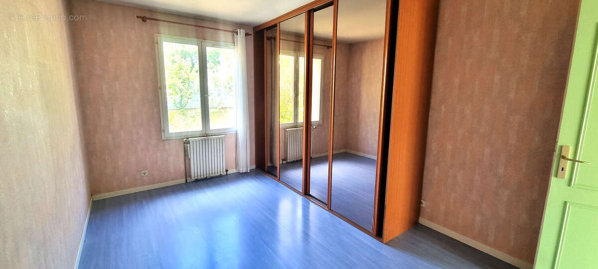 Maison familiale** 5 chambres HOUILLES - photo 6