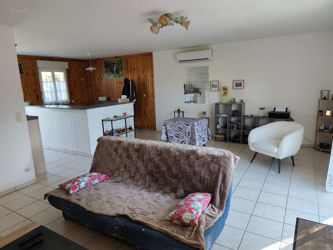 Maison à vendre 3 pièces MARENNES (17) - photo 10