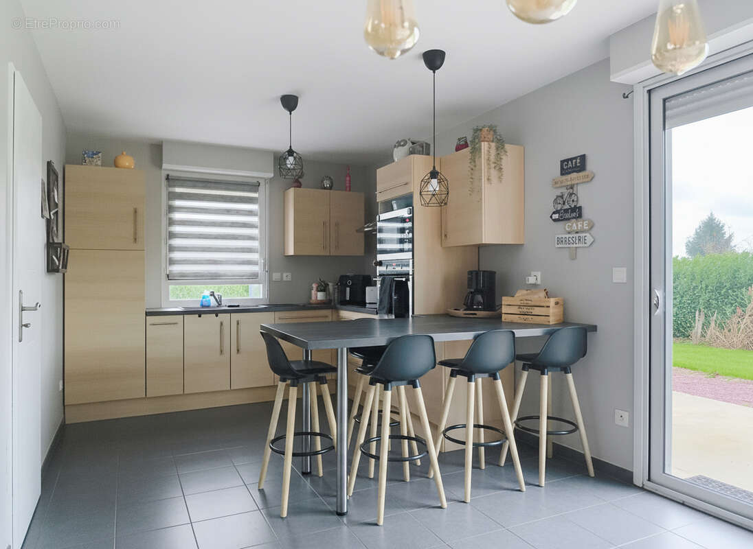 Maison à RAUVILLE-LA-BIGOT