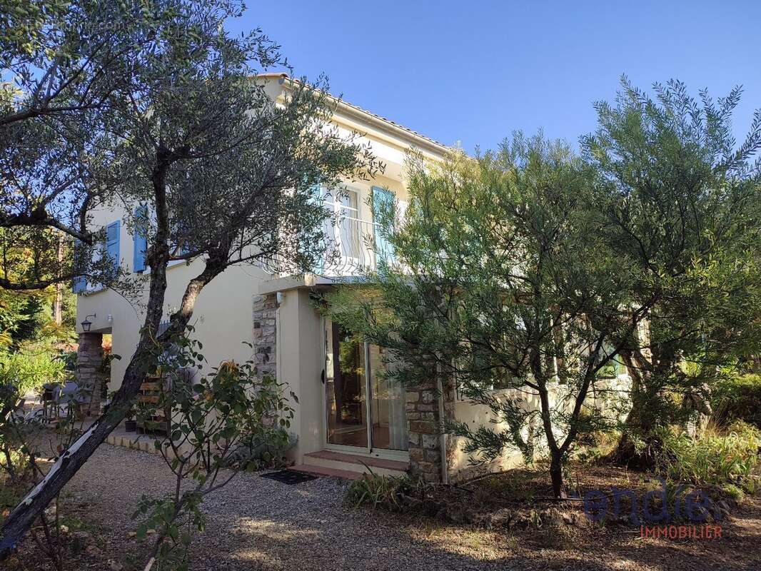 Maison à LORGUES