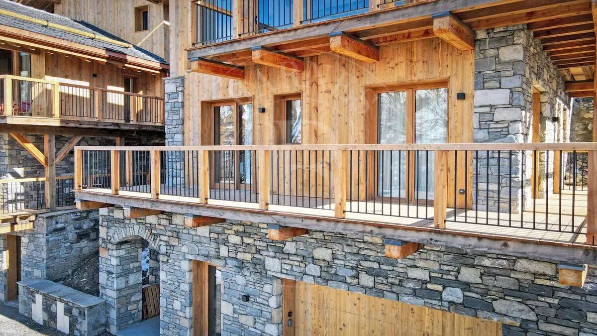 Maison à SAINT-JEAN-DE-BELLEVILLE