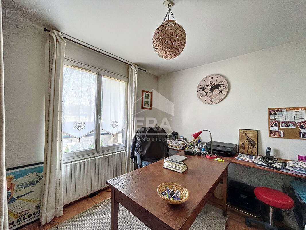 Maison à CHAUMONTEL