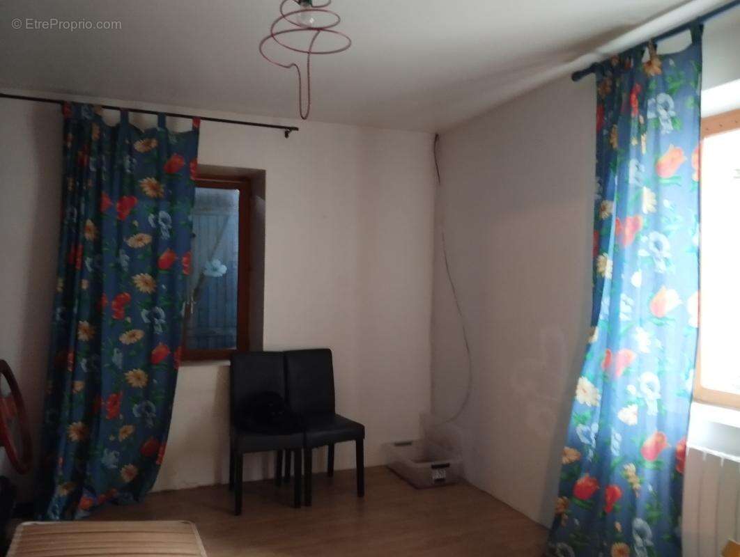 Maison à FROIDECONCHE