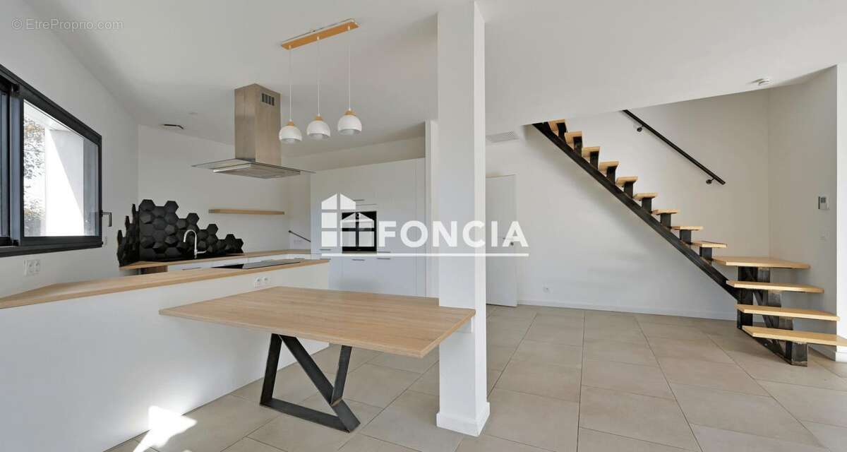 Maison à CANDILLARGUES