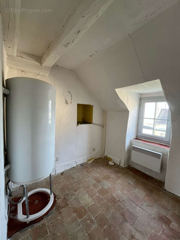 Maison à FRESNAY-SUR-SARTHE