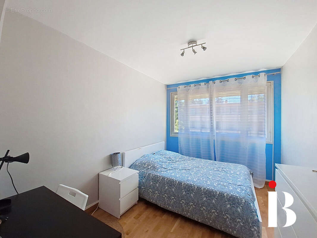 Grand appartement avec 4 chambres et ascenseur - photo 6