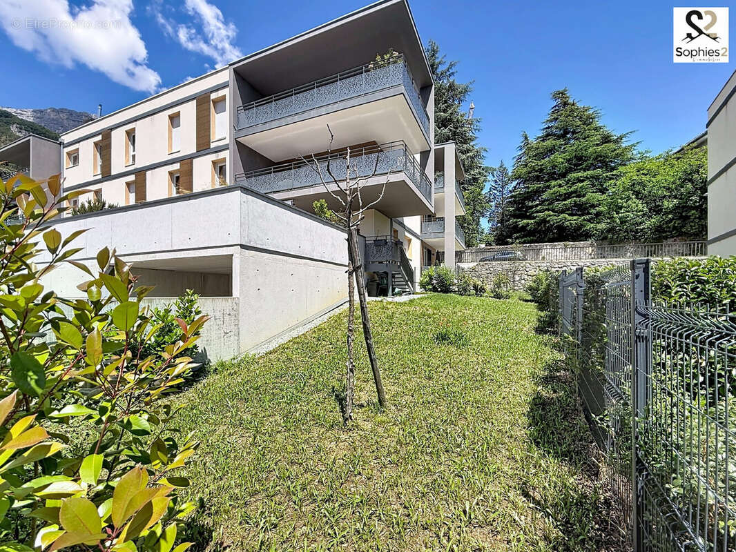 Appartement à CLAIX