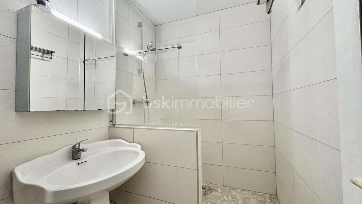 Appartement f2 sur la commune d'évry (91000) - photo 12