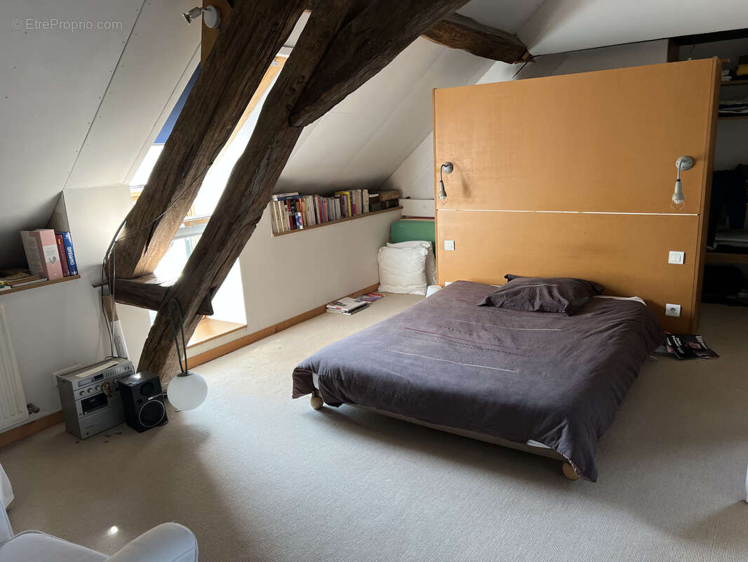 Maison à VARENNES-VAUZELLES