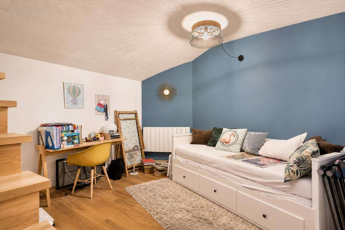 Vente T3 79m2 BORDEAUX (33000) - photo 8