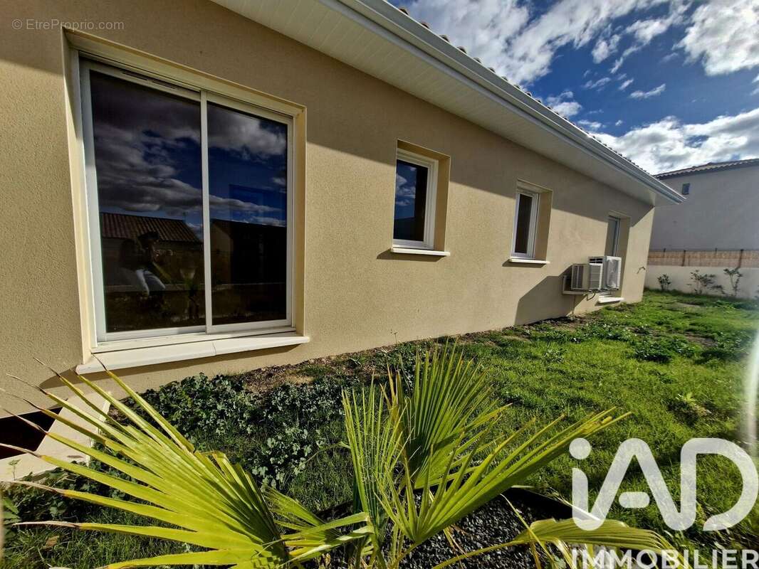 Photo 3 - Maison à NISSAN-LEZ-ENSERUNE