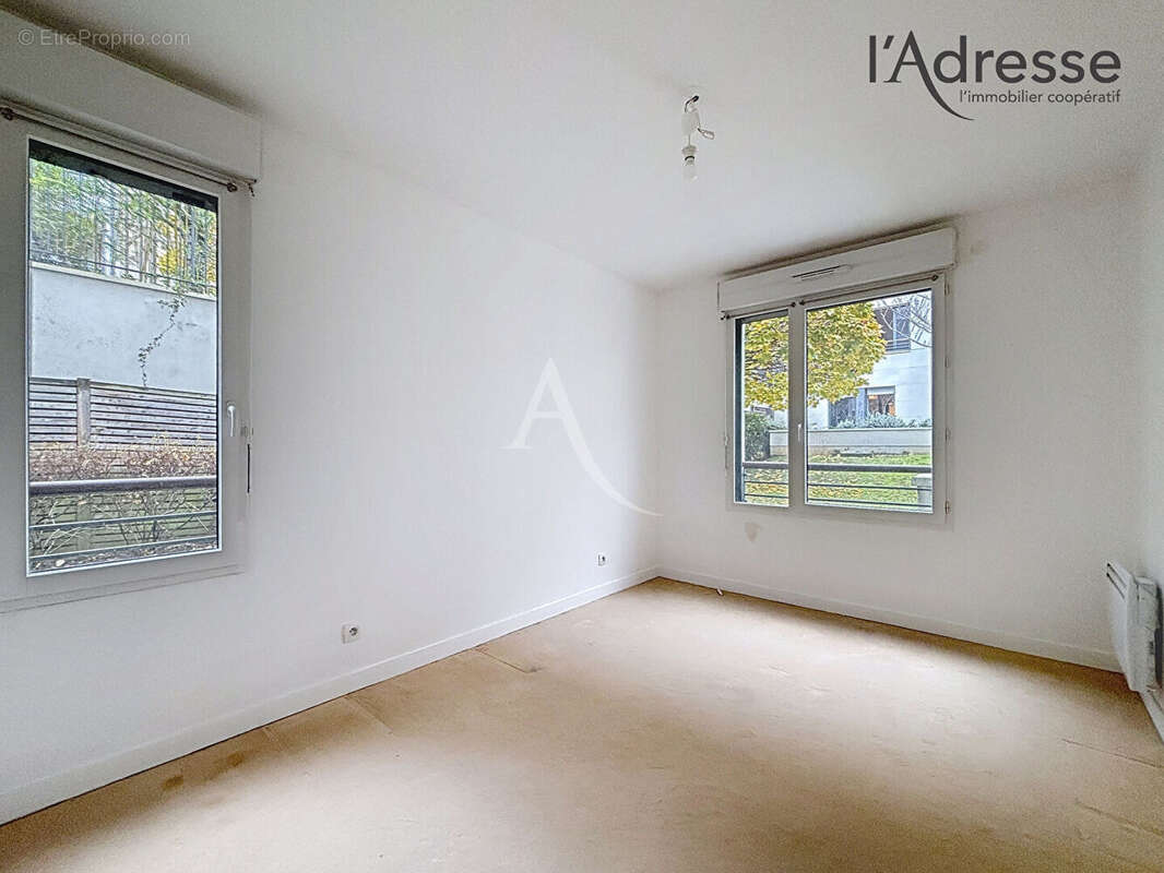 Appartement à SURESNES