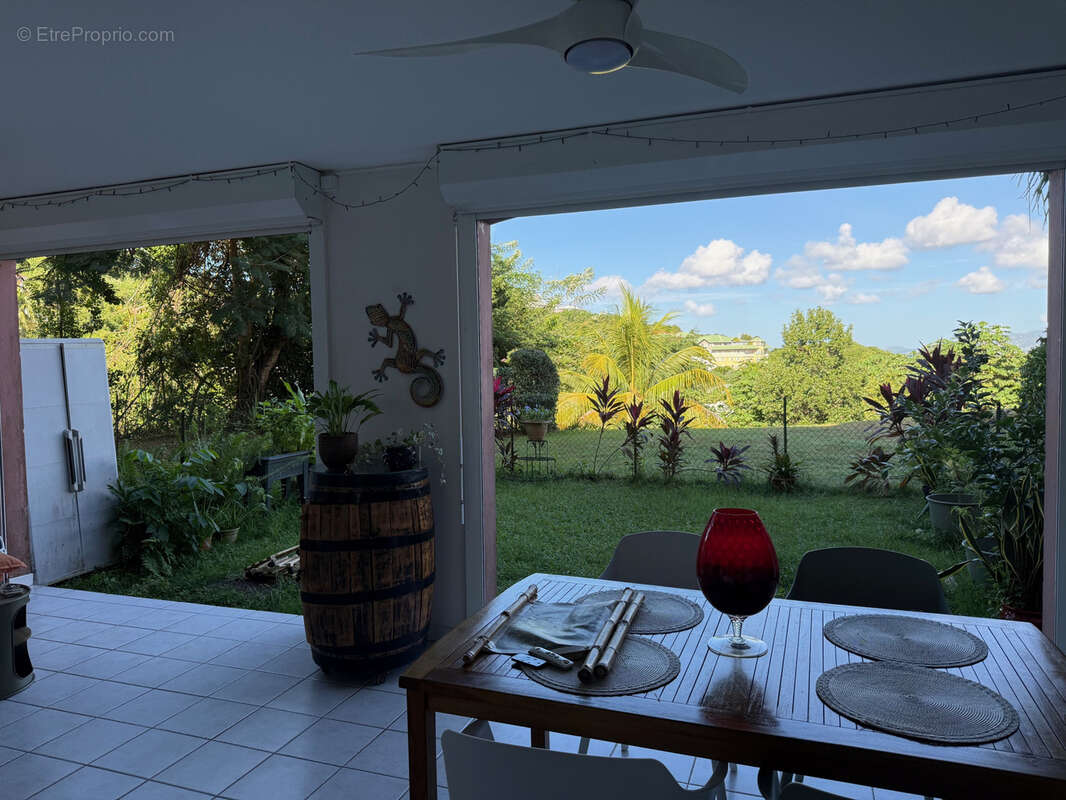 Appartement à LES TROIS-ILETS