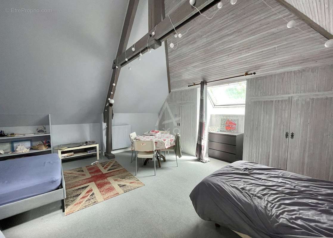 Maison à LE PIN-AU-HARAS