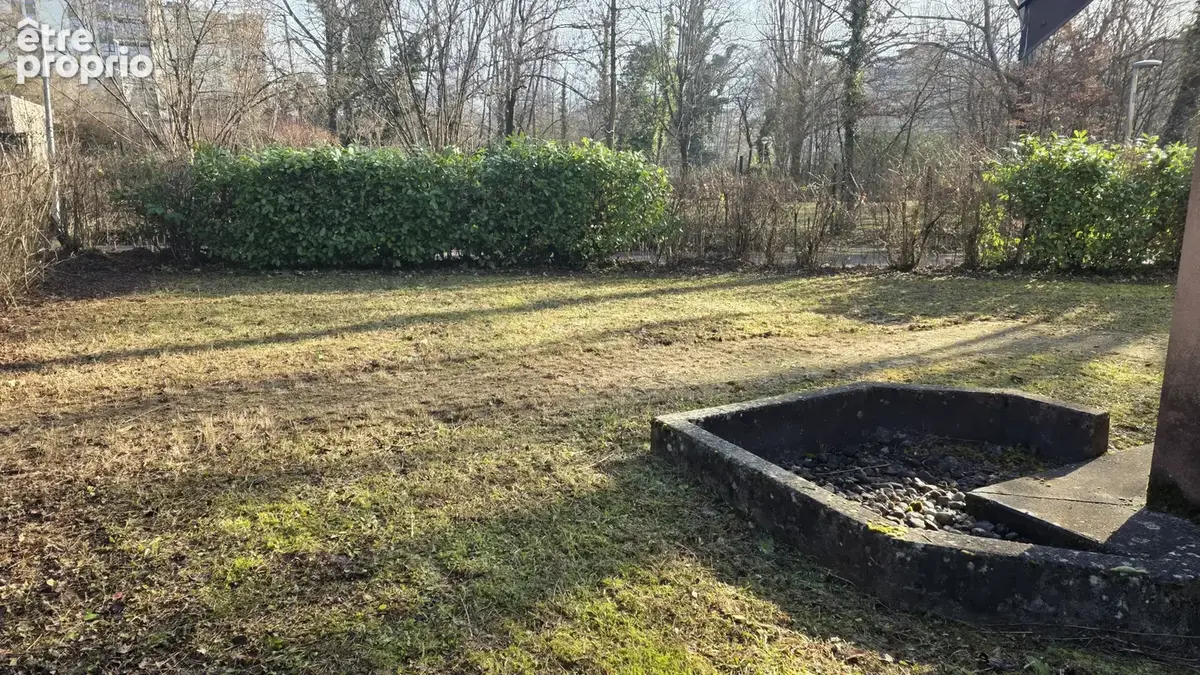Appartement t3 - 67m2 avec jardin -218m2 - photo 9