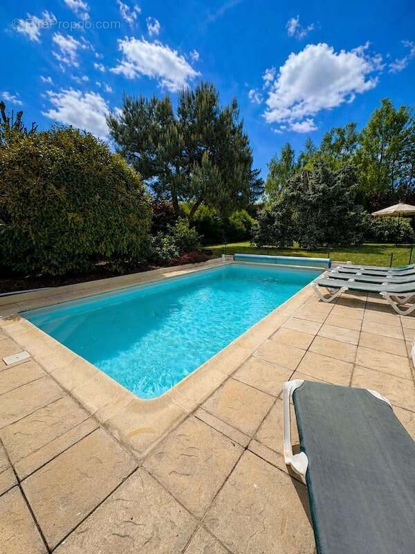 Maison à CHATEAUFORT