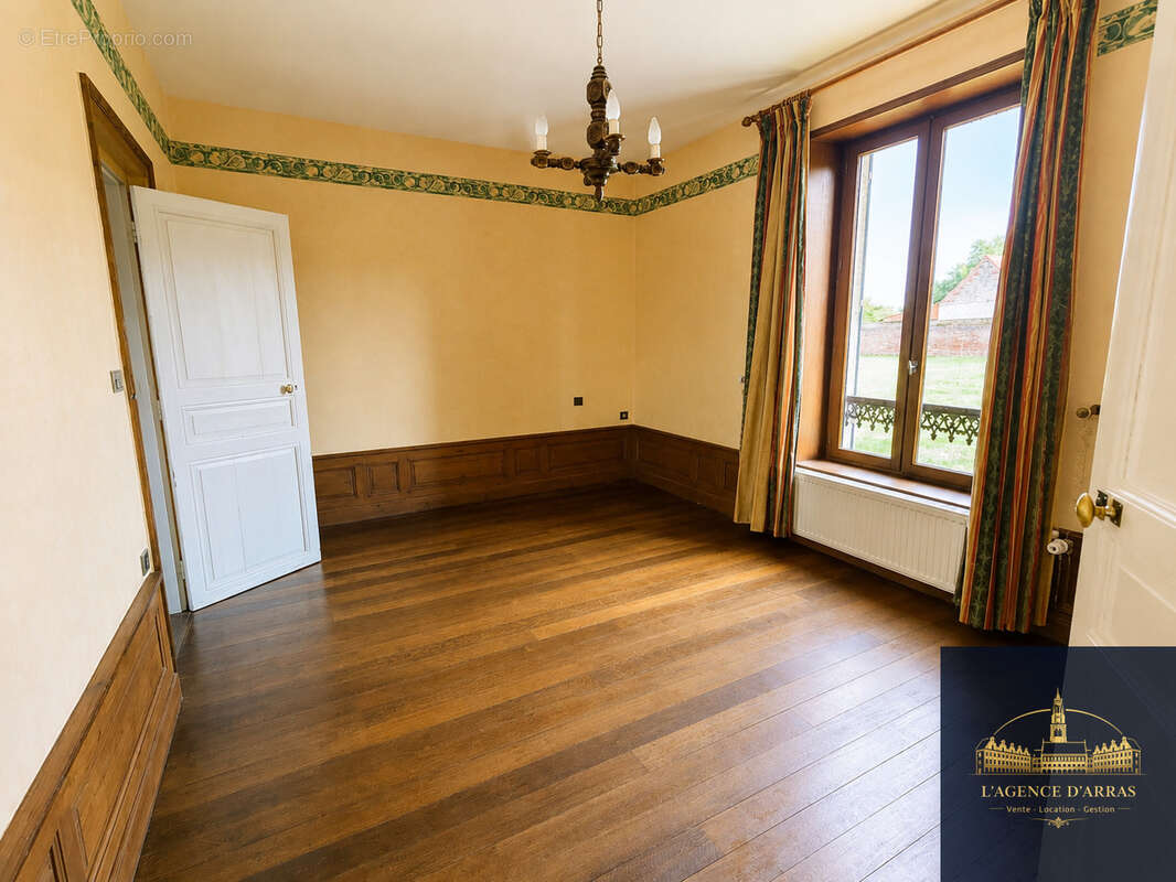 Gouy-en-artois   maison de caractère en pierres blanches   136 m2   fort potentiel - photo 5